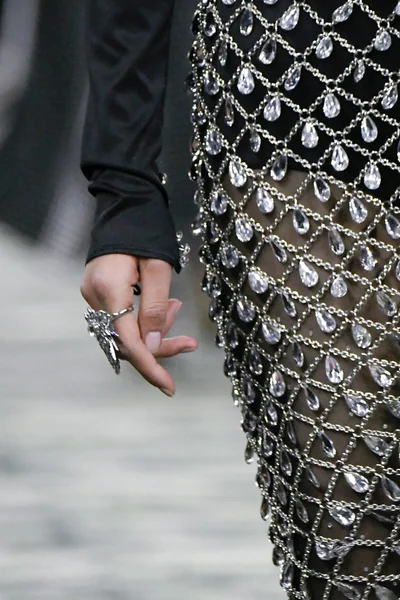 Look 20